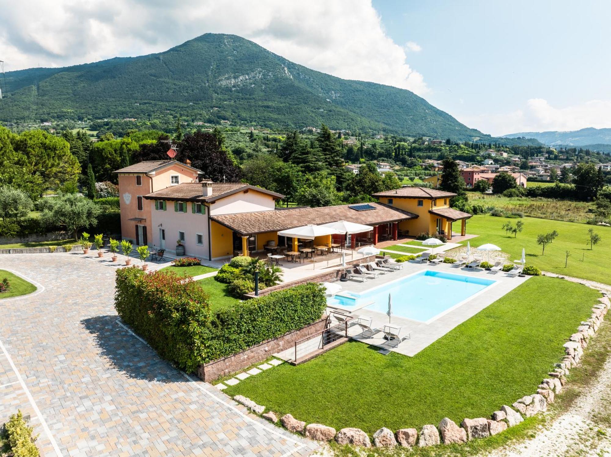 B&B Ca' Marognole Caprino Veronese Dış mekan fotoğraf
